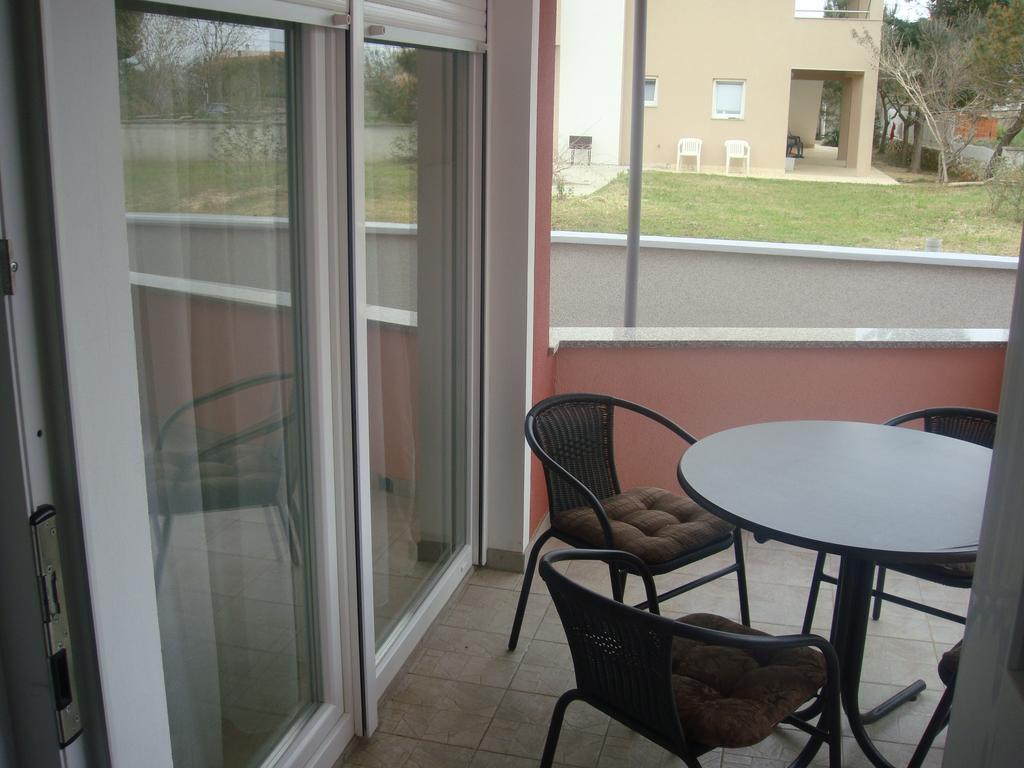 Apartments Vladimir Привлака Екстериор снимка